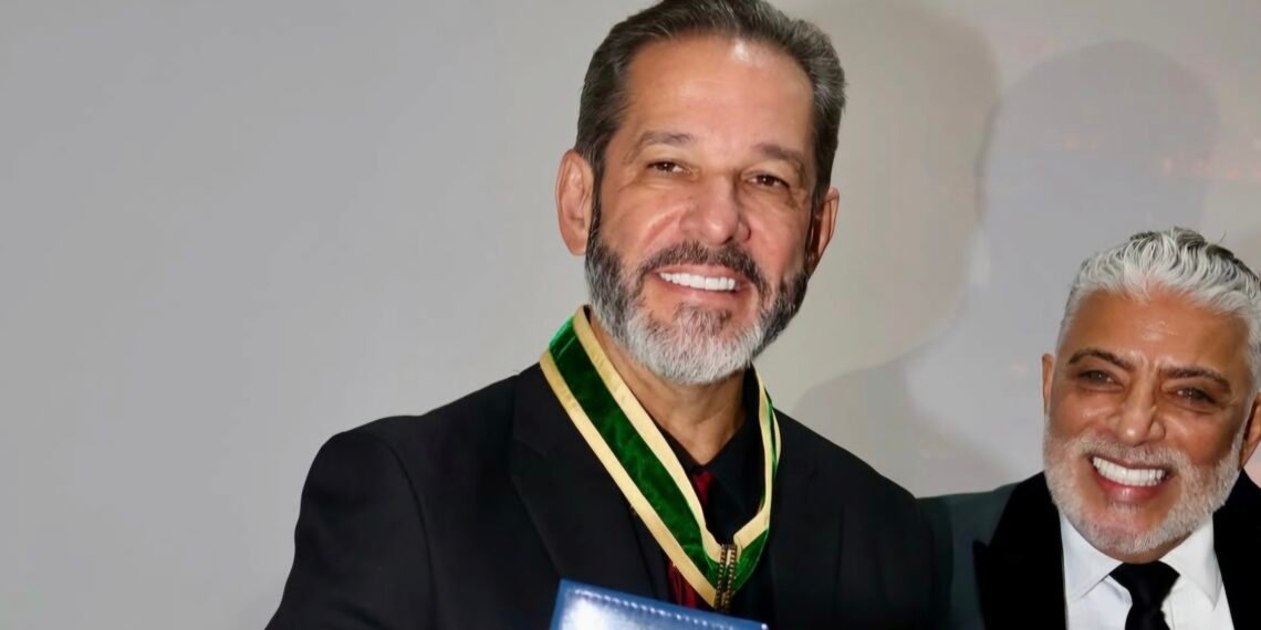 Pedro Mota é Homenageado com Título de Comendador