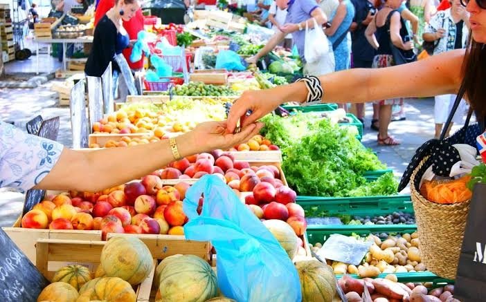 Como economizar na feira: pequenas atitudes podem fazer diferença no orçamento